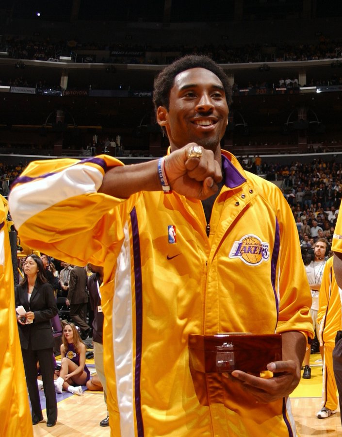 NBA傳奇之作:Kobe Bryant冠軍戒指拍賣引發全球熱議!